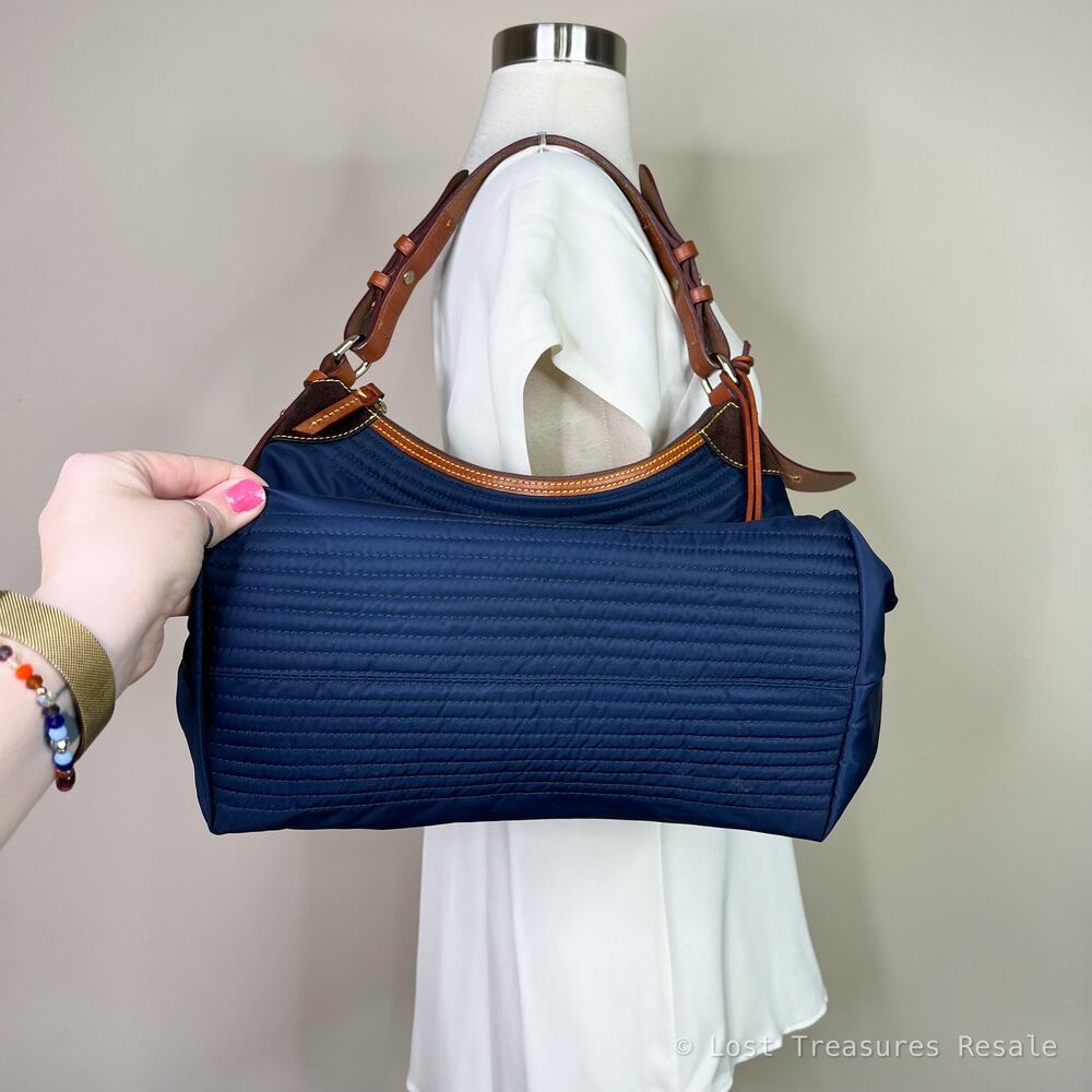 Dooney & Bourke | Erica Navy Blue Large Nylon Leather Trim Shoulder Bag Purse - Picture 5 of 7